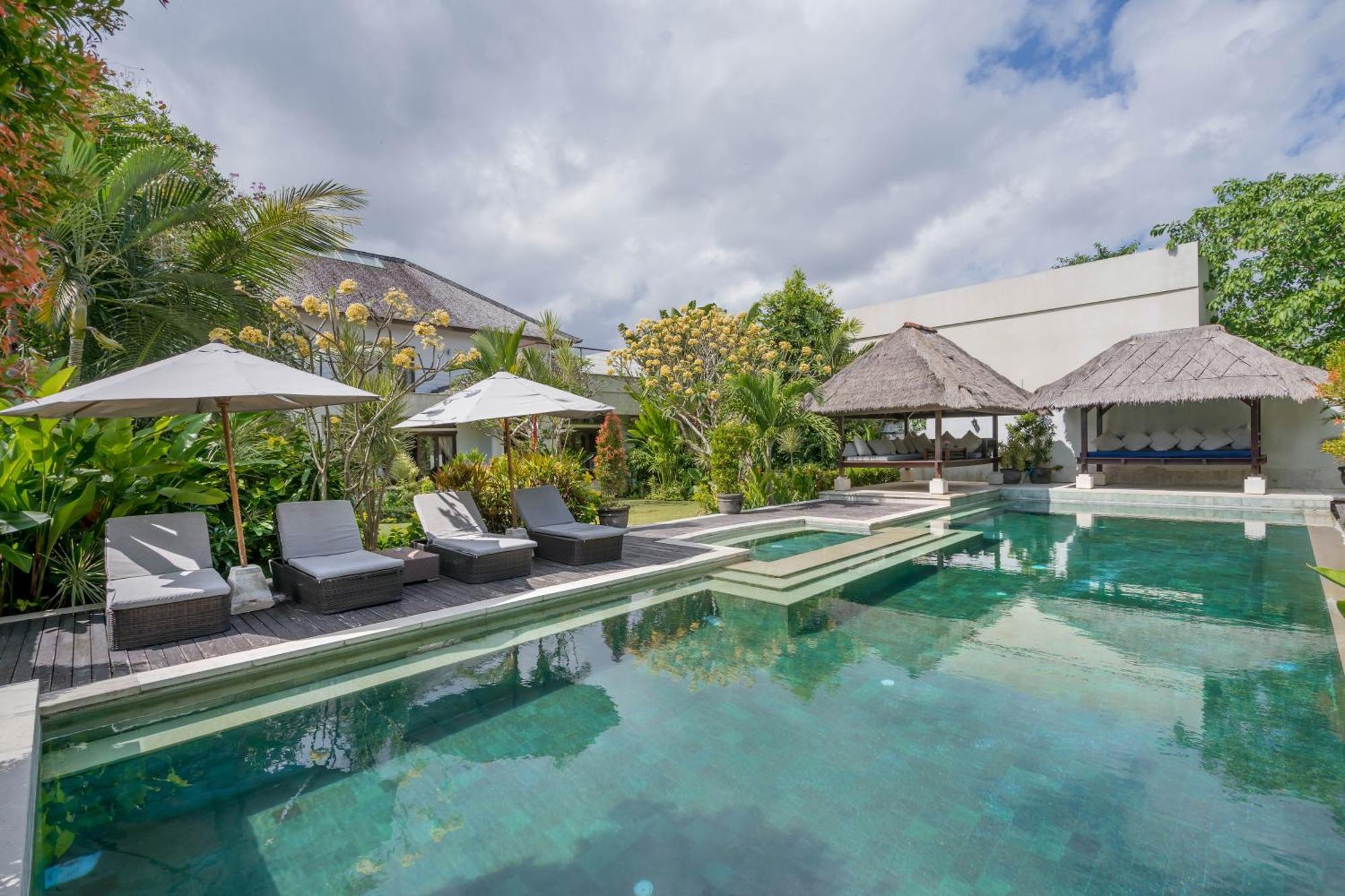 Villa Kaira Estate Canggu  Ngoại thất bức ảnh